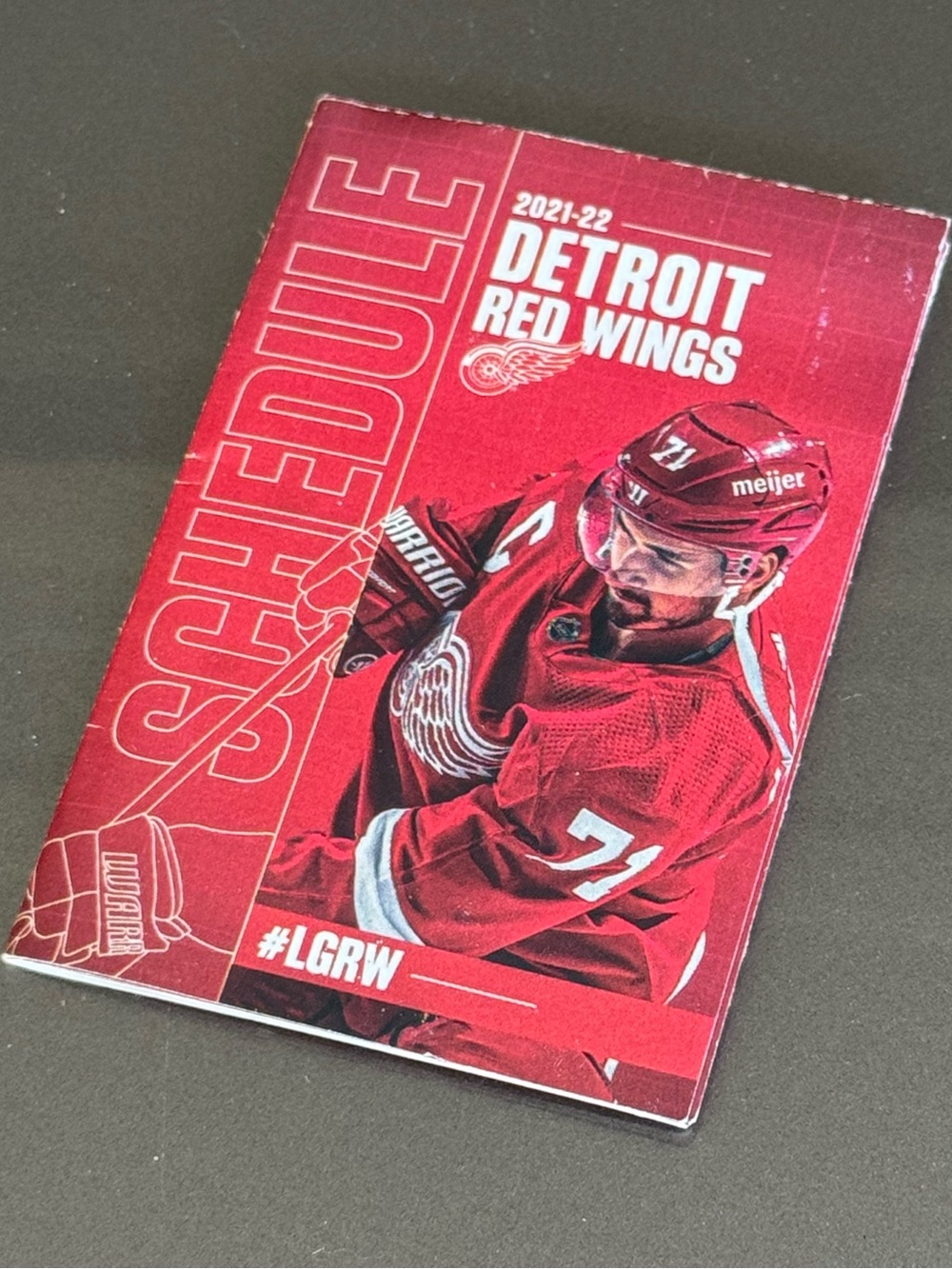 2021-2022 Detroit Red Wings Pocket Schedule, Dylan Larkin #71